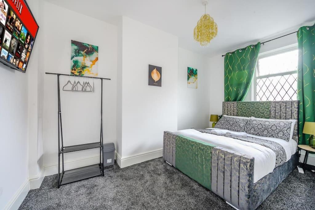 -16Pt- For Your Relaxed & Cosy Stay & Free Parking Лідс Екстер'єр фото